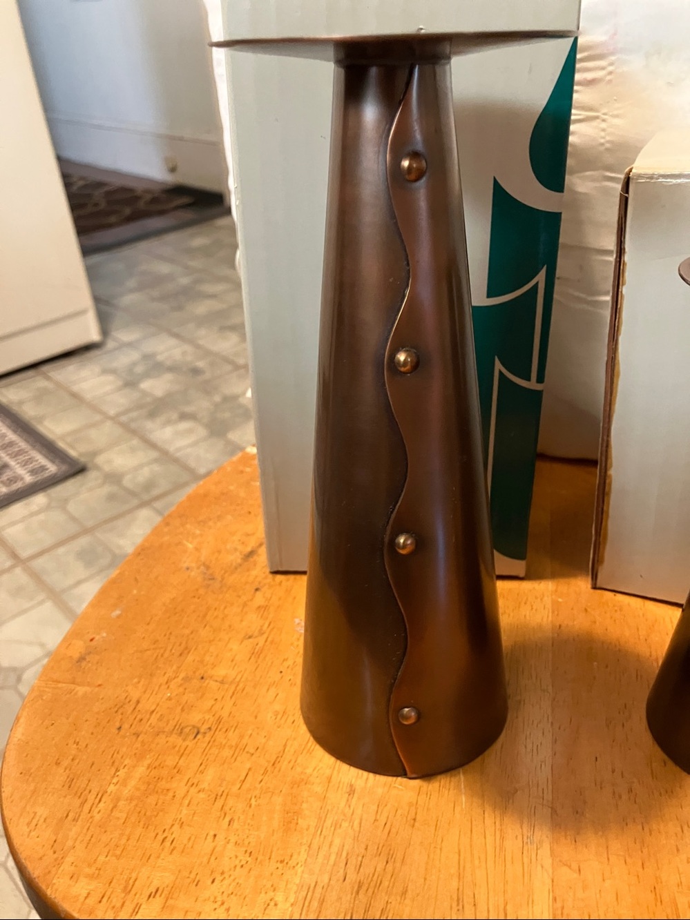 New.  Set of 2. Partylite copper stands for pillar candles with swirl design - Picture 5 of 9